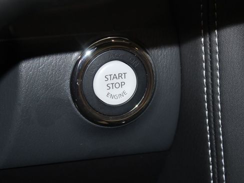 Used 2024 Nissan Armada Platinum w/ Captain's Chairs Package image 43