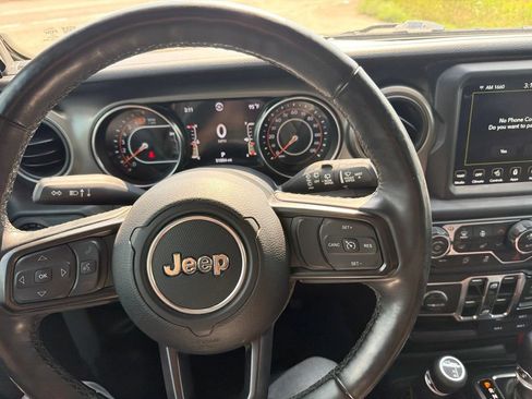 Used 2022 Jeep Wrangler Unlimited Sport AWD/4WD image 14