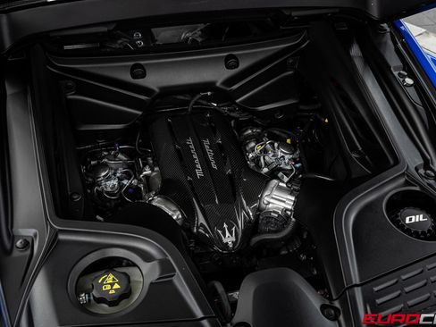 Used 2023 Maserati MC20 Coupe RWD image 21