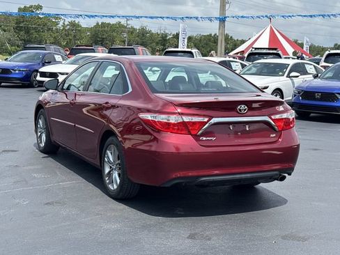 Used 2017 Toyota Camry SE FWD image 9