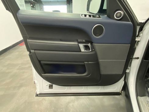 Used 2019 Land Rover Range Rover Sport Supercharged image 45