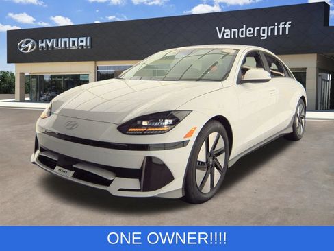Used 2024 Hyundai Ioniq 6 SE RWD image 1
