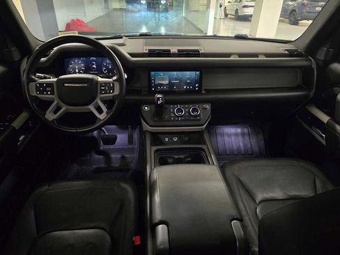 Used 2020 Land Rover Defender 110 HSE image 21