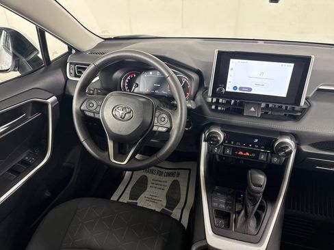 Used 2023 Toyota RAV4 XLE w/ Convenience Package AWD/4WD image 20