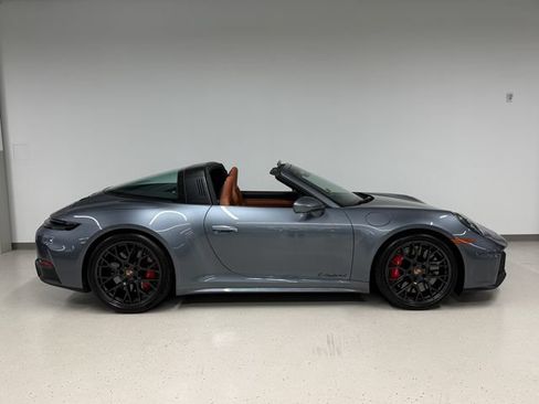Certified 2026 Porsche 911 Targa 4 GTS AWD/4WD image 6