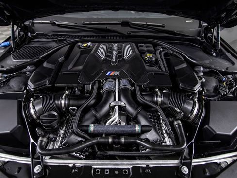 Used 2022 BMW M8 Competition w/ M Carbon Exterior Package AWD/4WD image 40