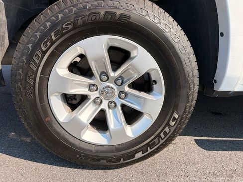 Used 2022 RAM 1500 Laramie AWD/4WD image 35