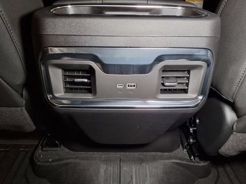 New 2026 GMC Sierra 1500 Elevation w/ Elevation Premium Package AWD/4WD image 13