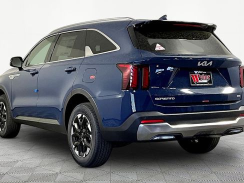 New 2026 Kia Sorento S AWD/4WD image 4