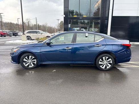 Used 2020 Nissan Altima 2.5 S image 2