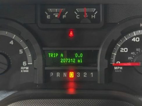 Used 2016 Ford E-350 and Econoline 350 Super Duty w/ Power Windows & Locks Group image 50