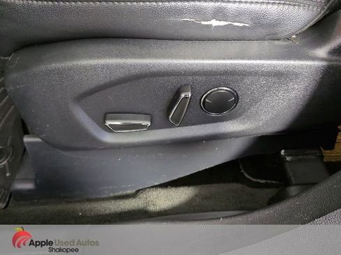Used 2016 Ford Explorer XLT w/ Equipment Group 202A AWD/4WD image 15