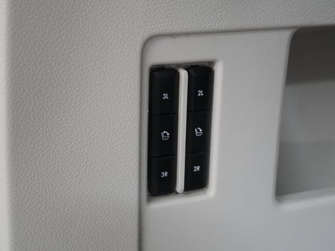 Used 2018 Lincoln Navigator Black Label image 12