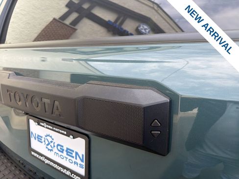 Used 2025 Toyota 4Runner Trailhunter image 26