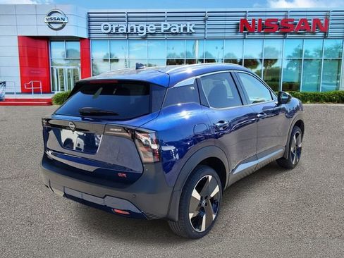 New 2026 Nissan Kicks SR image 2