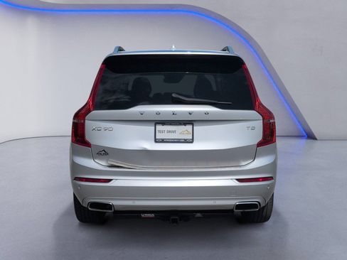Used 2017 Volvo XC90 T5 Momentum w/ Vision Package FWD image 14