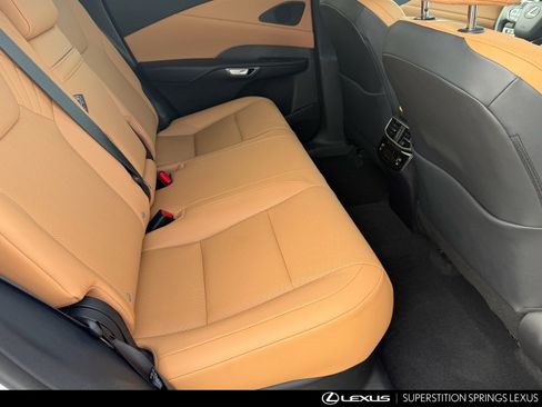 Certified 2025 Lexus RX 350 FWD image 17