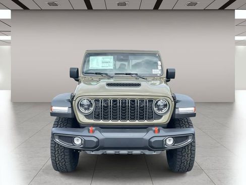 New 2025 Jeep Gladiator Mojave w/ Convenience Group image 10