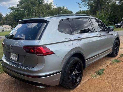 Used 2019 Volkswagen Tiguan SEL Premium R-Line FWD image 1