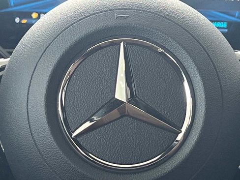 New 2025 Mercedes-Benz GLA 35 AMG 4MATIC image 23