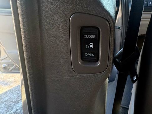 Used 2016 Honda Odyssey EX-L image 12