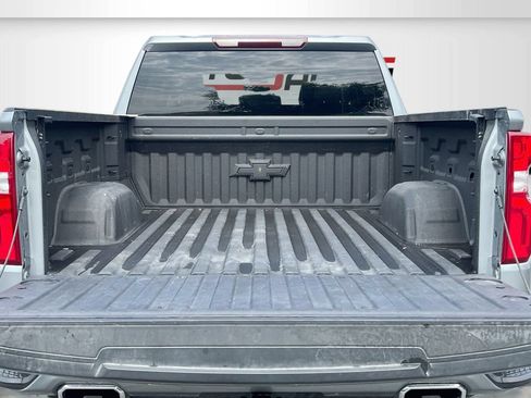 Used 2023 Chevrolet Silverado 1500 RST AWD/4WD image 25