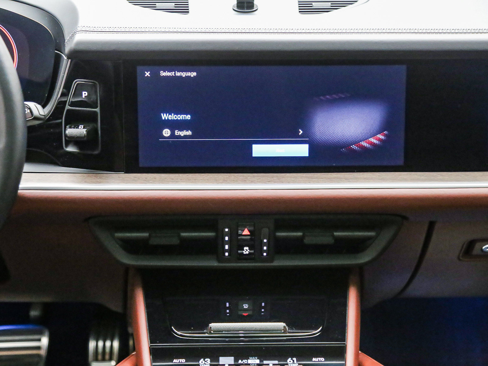 Certified 2024 Porsche Cayenne S AWD/4WD image 17