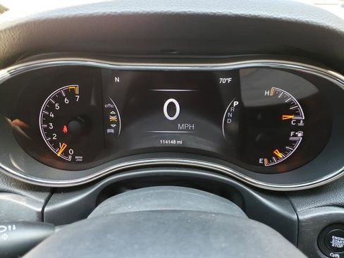 Used 2017 Jeep Grand Cherokee Limited w/ Luxury Group II AWD/4WD image 26