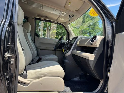 Used 2010 Honda Element EX image 11