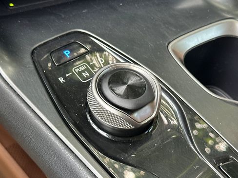 Certified 2025 Lexus RZ 450e AWD/4WD image 18