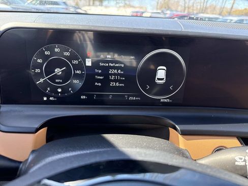 Used 2024 Kia Seltos SX w/ SX Sunroof Package image 34