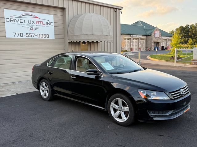 Used 2013 Volkswagen Passat 2.5 SE FWD image 1