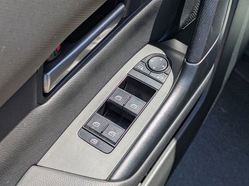 Used 2025 MAZDA CX-50 AWD 2.5 S w/ Premium Package image 11