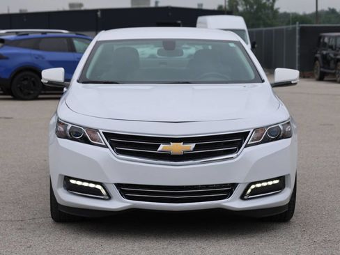Used 2020 Chevrolet Impala LT w/ LT Convenience Package FWD image 2