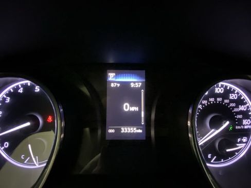 Used 2020 Toyota Camry LE FWD image 15