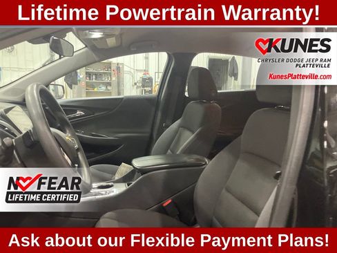 Used 2024 Chevrolet Malibu LT image 24