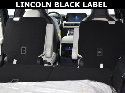 New 2026 Lincoln Aviator Black Label w/ Dynamic Handling Package image 13