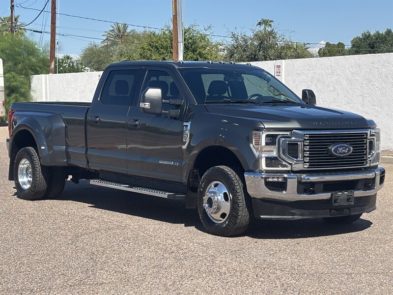 Used 2020 Ford F350 Lariat w/ Lariat Ultimate Package AWD/4WD image 1