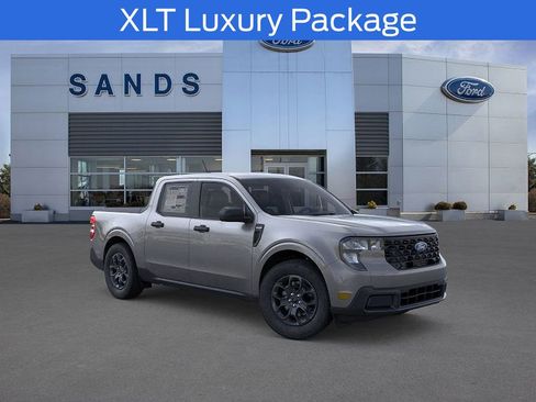 New 2025 Ford Maverick XLT w/ Equipment Group 301A image 7