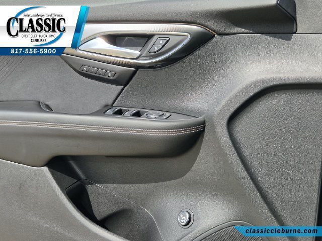 Used 2025 Buick Envision Sport Touring AWD/4WD image 25