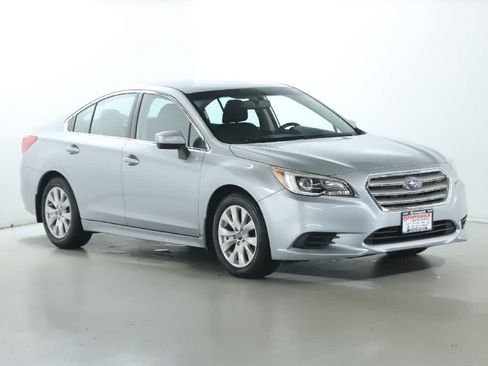 Used 2016 Subaru Legacy 2.5i Premium AWD/4WD image 9