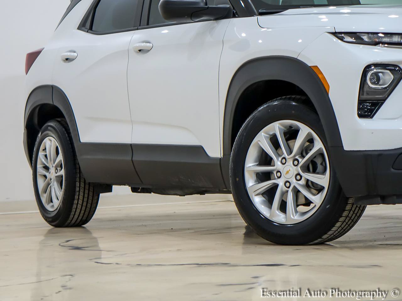 Used 2024 Chevrolet TrailBlazer LS FWD image 4