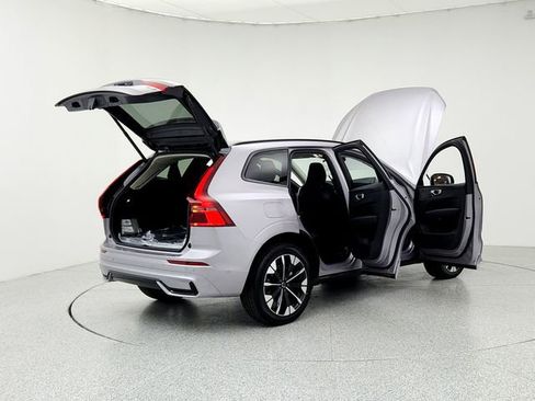 New 2026 Volvo XC60 B5 Plus w/ Climate Package image 11