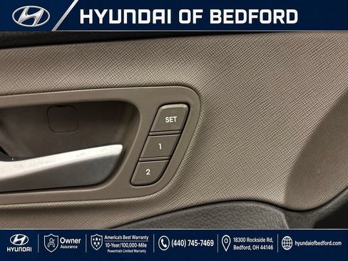 Used 2014 Hyundai Santa Fe Sport w/ Technology Package 04 FWD image 14