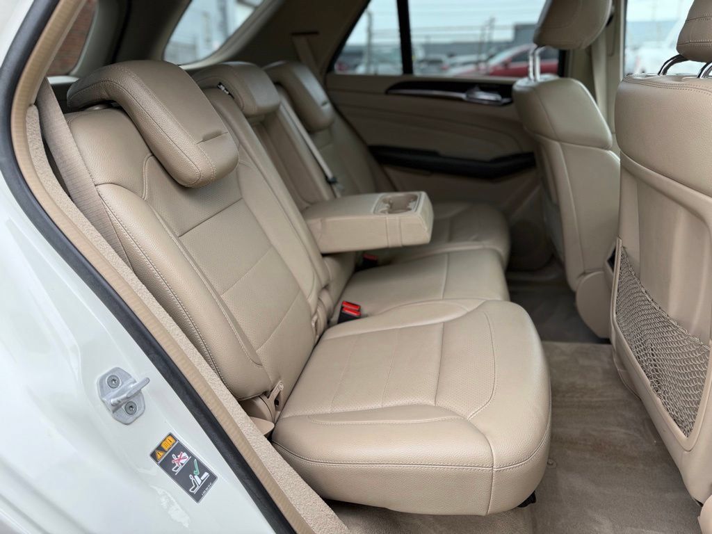 Used 2013 Mercedes-Benz ML 350 BlueTEC 4MATIC image 22