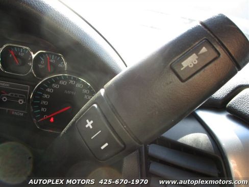 Used 2016 Chevrolet Suburban LT AWD/4WD image 34