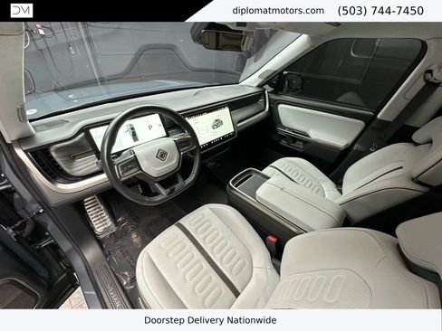 Used 2023 Rivian R1T Adventure image 16