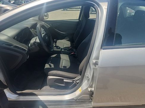 Used 2015 Ford Focus S FWD image 19