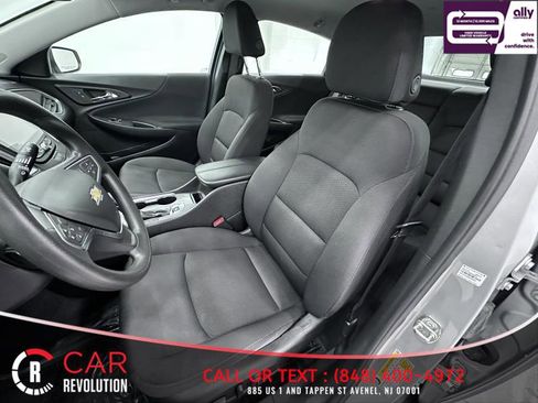 Used 2022 Chevrolet Malibu LT image 23