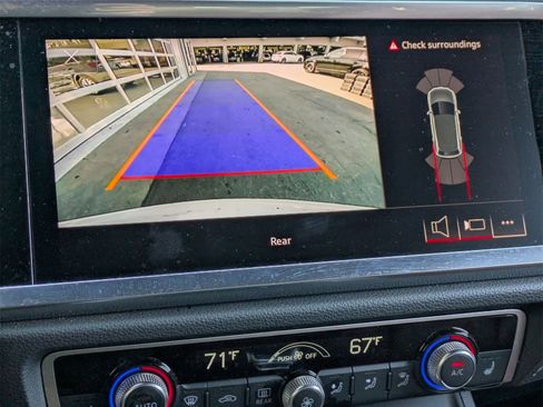 Used 2024 Audi Q3 2.0T Premium image 12